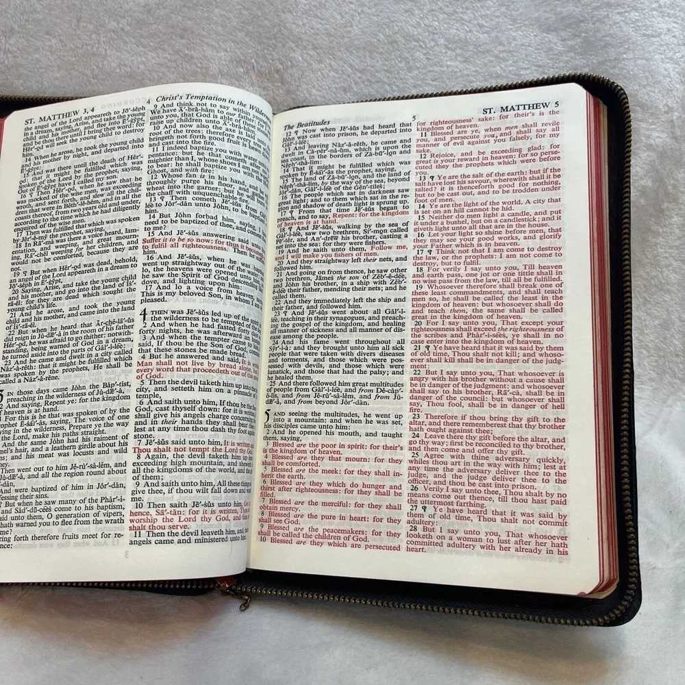 Vintage Holy Bible KJV Red Letter Concordance zipper‎ cover black